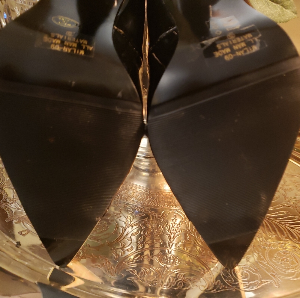 Shoes - Picture 5 of 5